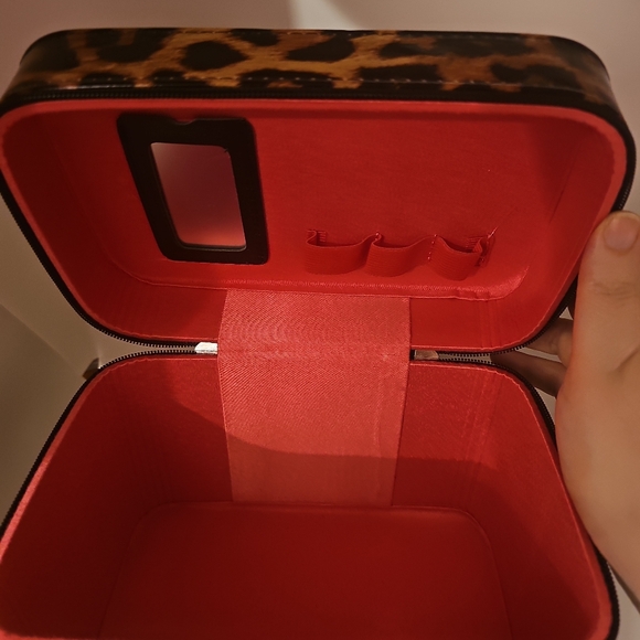 New Animal Print Cosmetic Case Large - Picture 2 of 4